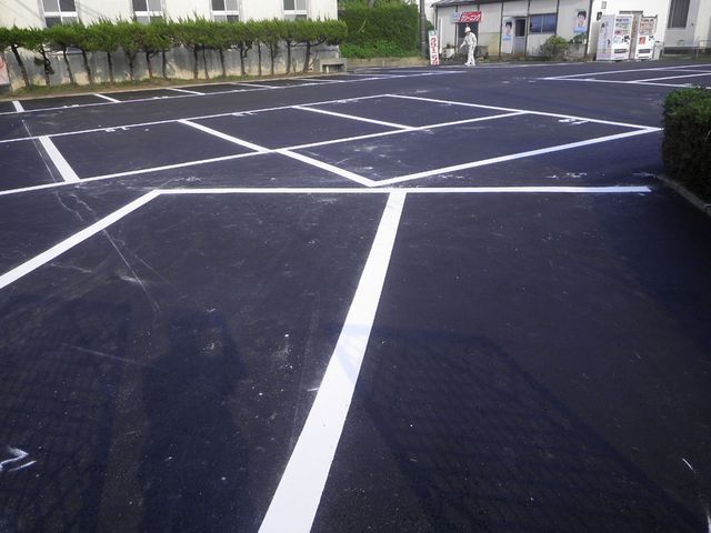 ○○組合駐車場舗装改修工事